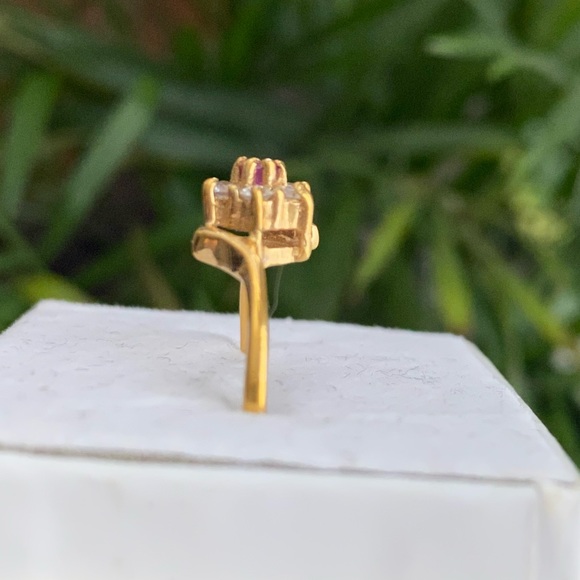 14K Gold Plated Pink and Clear Crystal Stone Flower Ring - Picture 13 of 15